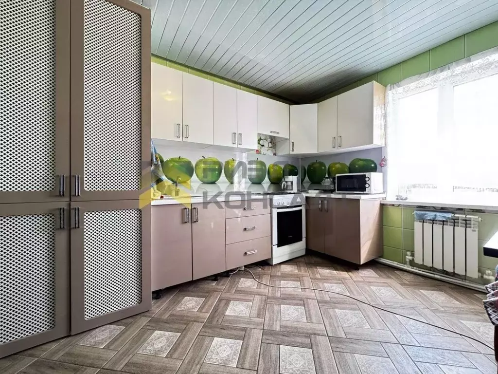 Дом в Омская область, с. Одесское ул. Деревянко, 71 (71 м) - Фото 2