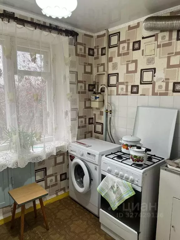 2-к кв. Тамбовская область, Мичуринск ул. 7 Ноября, 58 (43.0 м) - Фото 1