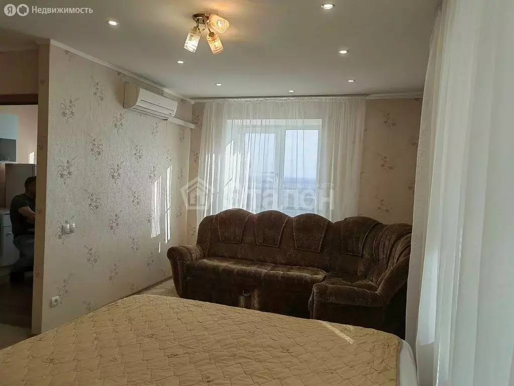 1-комнатная квартира: Волгоград, улица 35-й Гвардейской Дивизии, 15 ... - Фото 2