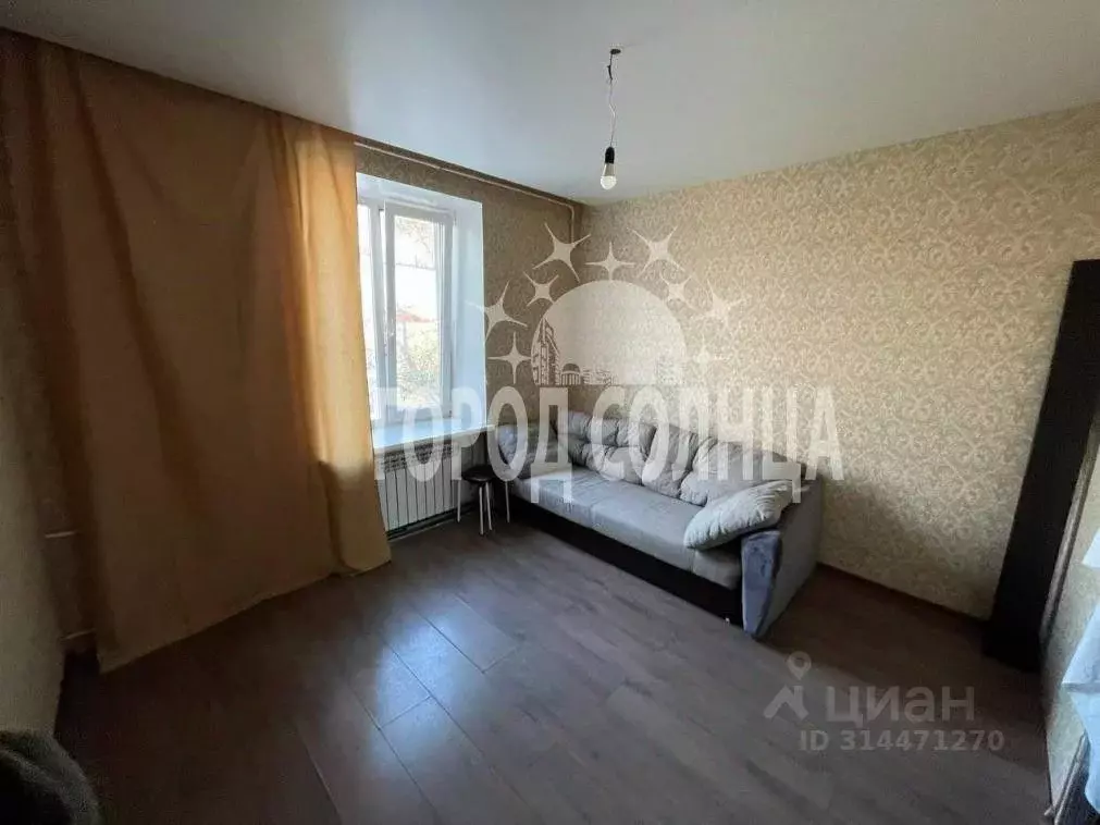 Комната Омская область, Омск ул. 10 лет Октября, 189 (19.1 м) - Фото 1