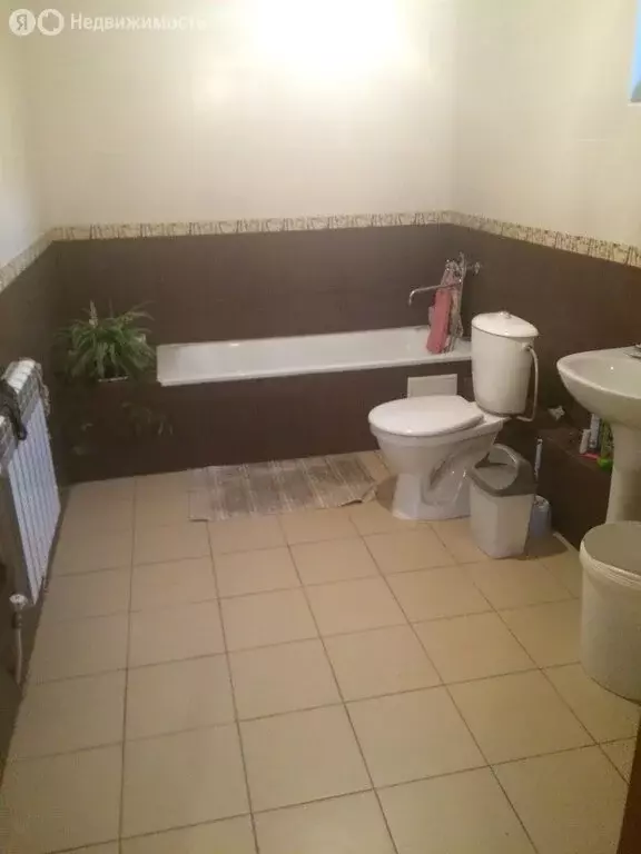 Дом в село Супсех, Серебряная улица (100 м) - Фото 1