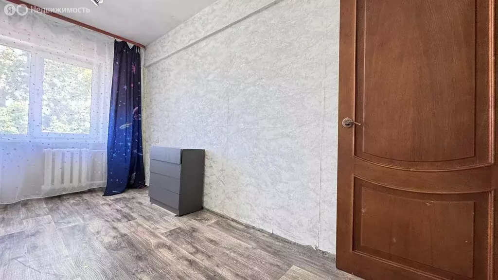 3-комнатная квартира: Усолье-Сибирское, улица Луначарского, 35 (59.8 ... - Фото 0
