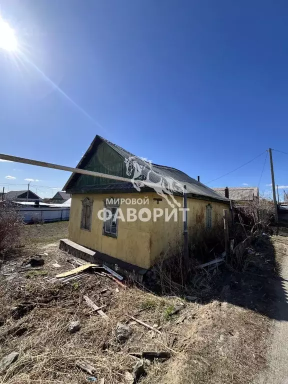 Дом в Оренбургская область, Орск пос. Железнодорожный, ул. Центральная ... - Фото 0