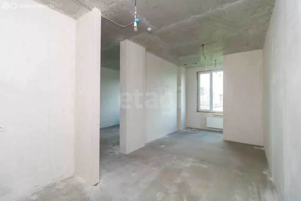 4-комнатная квартира: Тюмень, улица братьев Бондаревых, 1 (132.9 м) - Фото 1