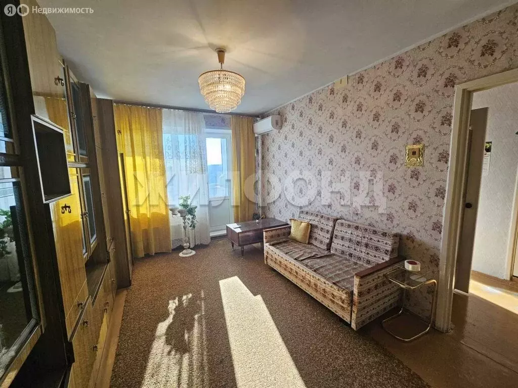 1-комнатная квартира: Тольятти, улица Баныкина, 62 (33 м) - Фото 2