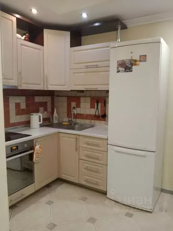 2-к кв. Крым, Ялта ул. Таврическая, 2 (68.0 м) - Фото 1