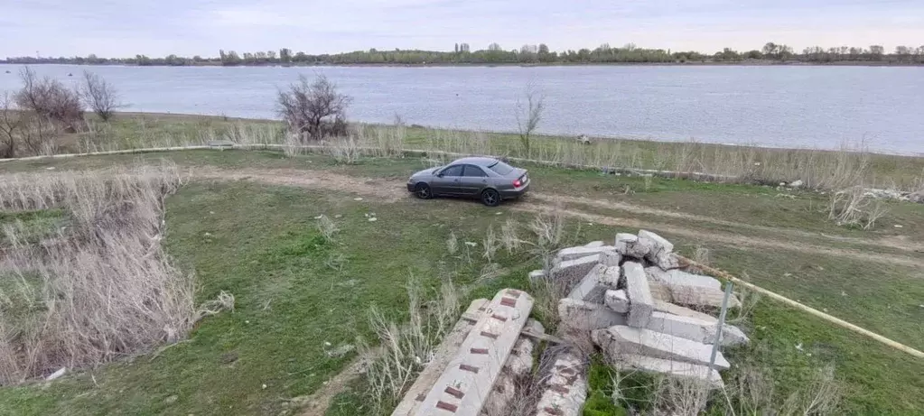 Участок в Астраханская область, Красноярский муниципальный округ, с. ... - Фото 0