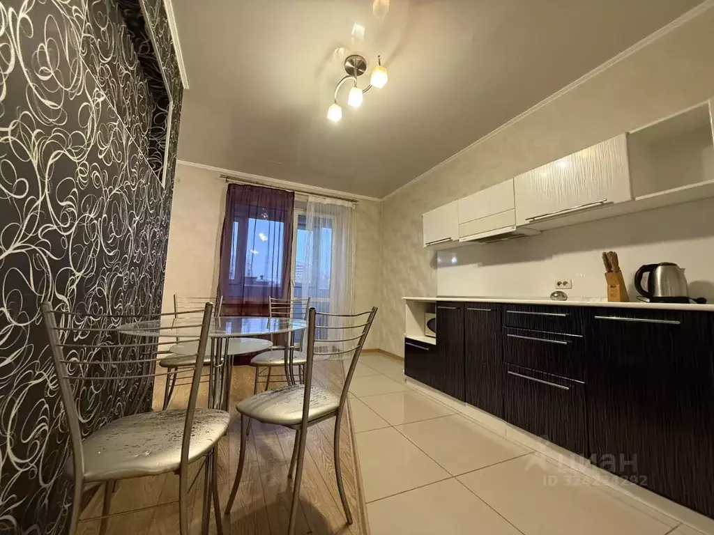 Студия Челябинская область, Челябинск ул. Елькина, 84 (40.0 м) - Фото 1