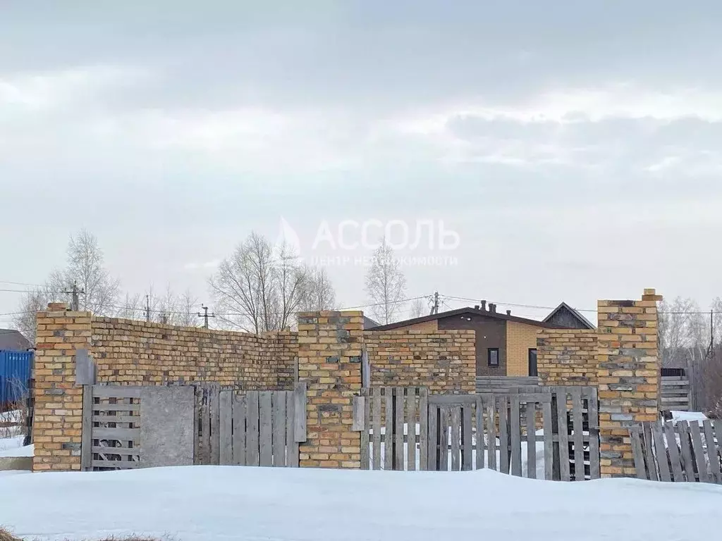 Участок в Омская область, Омск ул. 7-я Семейная, 33 (8.0 сот.) - Фото 0