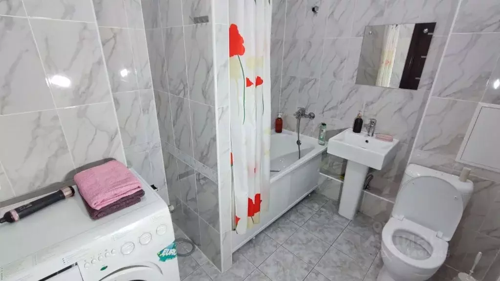 1-к кв. Хакасия, Абакан ул. Торосова, 15 (50.0 м) - Фото 2