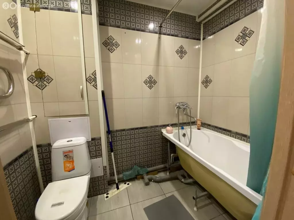 2-комнатная квартира: Мурманск, улица Александрова, 12 (43 м) - Фото 1