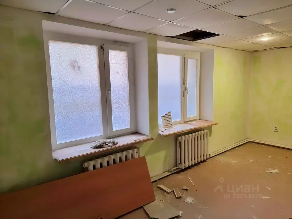 Помещение свободного назначения в Омская область, Омск ул. 2-я . - Фото 1