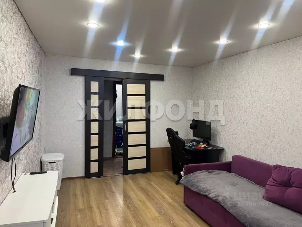 3-к кв. Новосибирская область, Новосибирск ул. Твардовского, 8А (57.3 ... - Фото 2