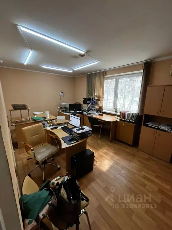 Офис в Севастополь ул. Адмирала Октябрьского, 8 (85 м) - Фото 1