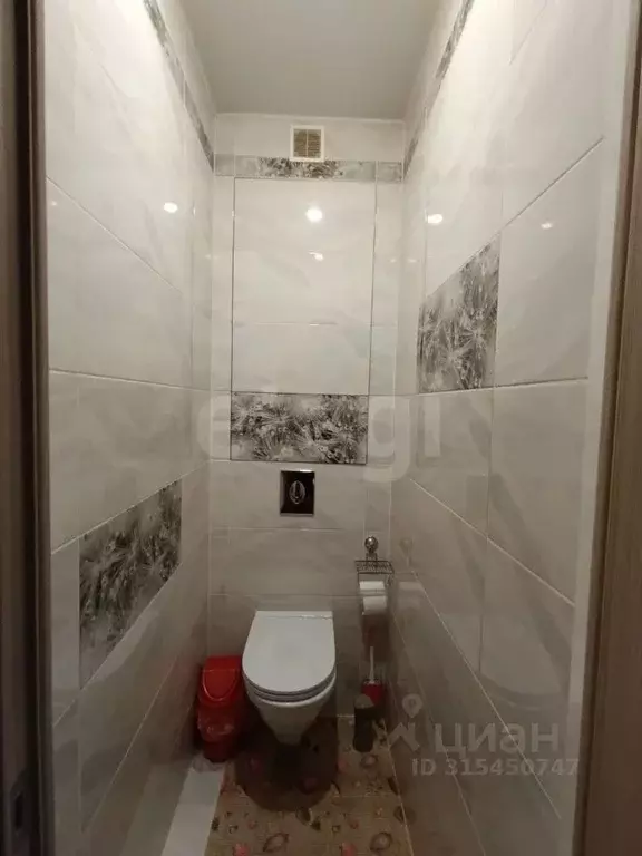 2-к кв. Свердловская область, Нижний Тагил ул. Кутузова, 5 (49.8 м) - Фото 0
