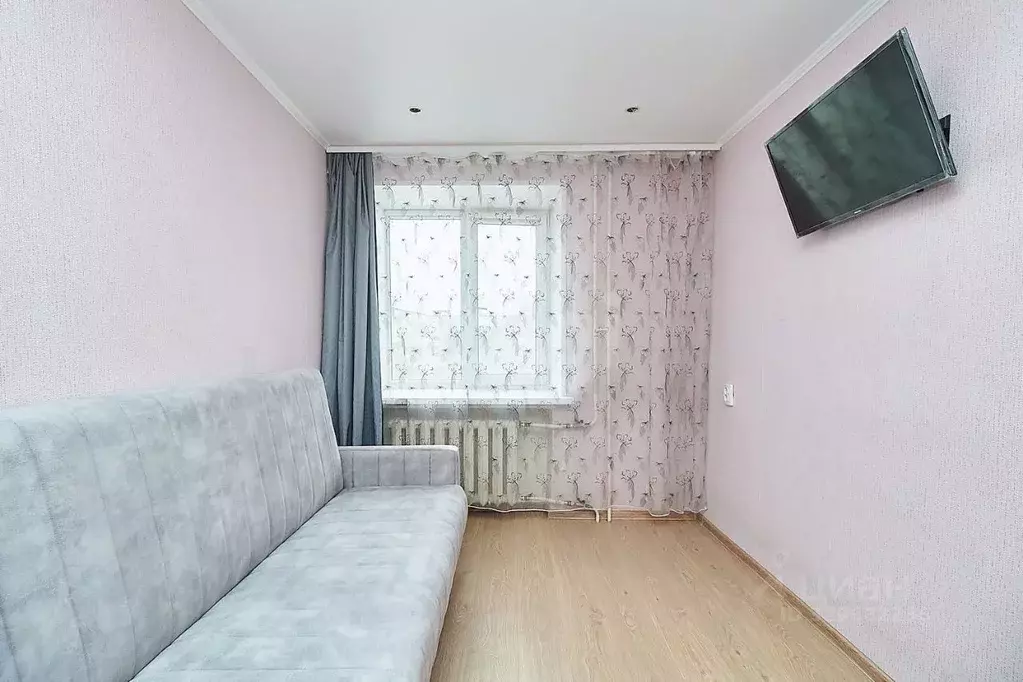 2-к кв. Тюменская область, Тюмень Антипино мкр, ул. Александра ... - Фото 1