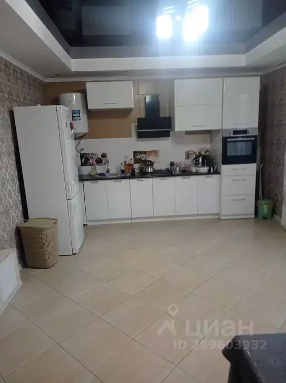 Дом в Крым, Судак ул. Сейтосман Исаев, 13 (100 м) - Фото 0