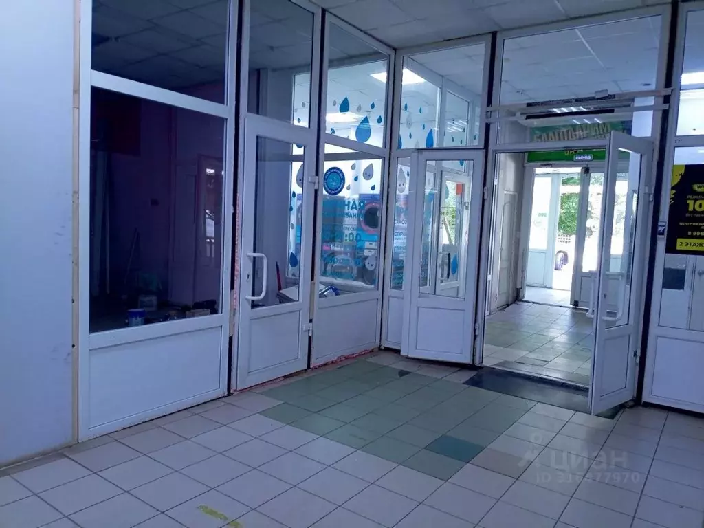 Помещение свободного назначения в Саратовская область, Саратов ул. ... - Фото 1