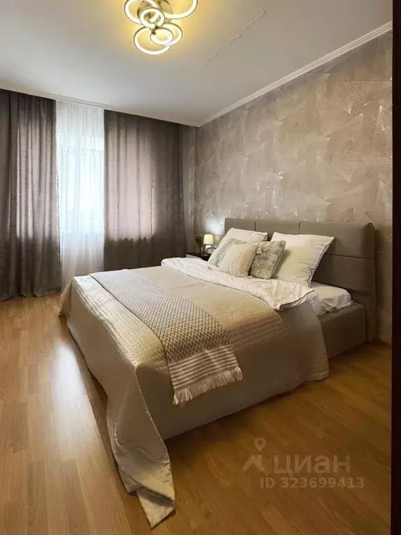 2-к кв. Амурская область, Благовещенск Октябрьская ул., 162 (75.0 м) - Фото 1