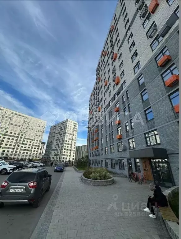 1-к кв. Тюменская область, Тюмень ул. Первооткрывателей, 8 (37.1 м) - Фото 1