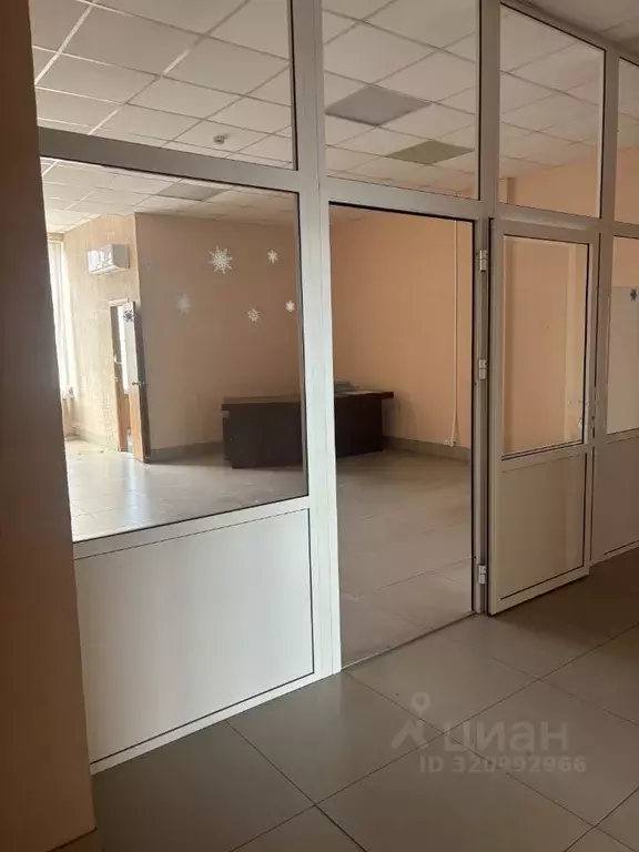 Офис в Алтайский край, Бийск ул. Василия Шадрина, 62 (25 м) - Фото 1