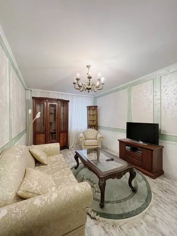 3-к кв. Москва ул. Академика Анохина, 6К2 (80.0 м) - Фото 0