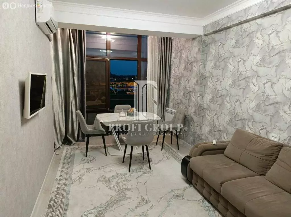 2-комнатная квартира: Дербент, улица Гейдара Алиева, 11Б (50 м) - Фото 0