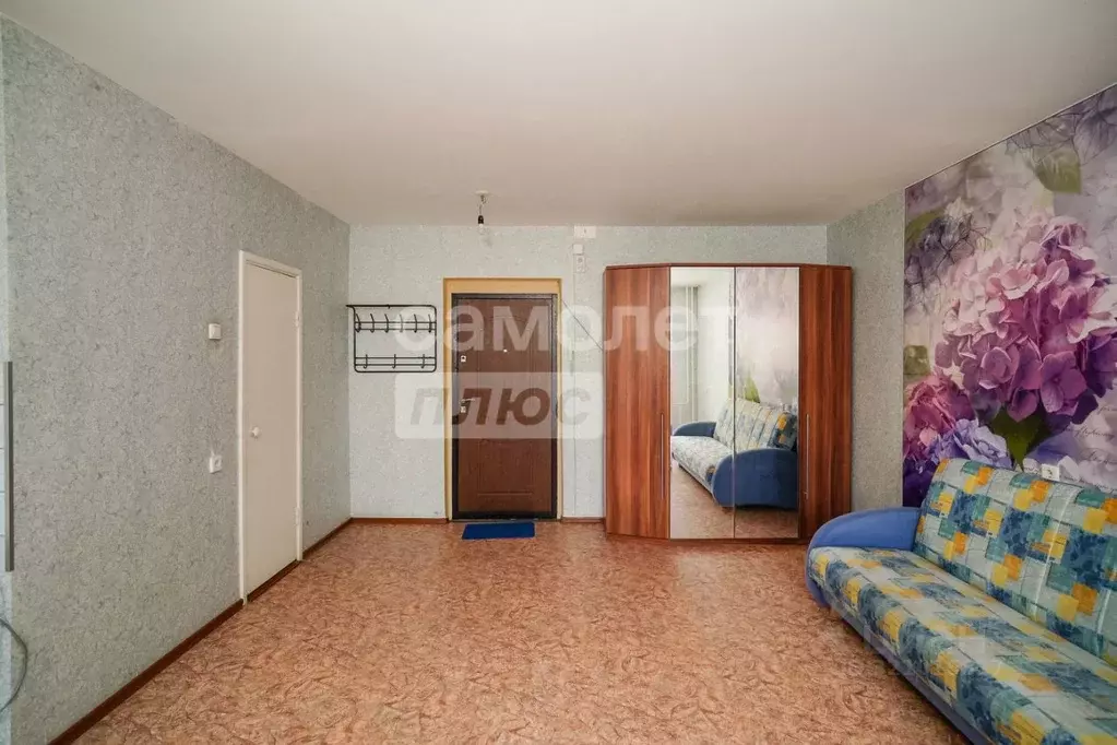 Студия Омская область, Омск Осоавиахимовская ул., 181к1 (33.1 м) - Фото 1