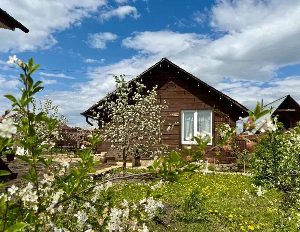 Дом в Свердловская область, Белоярский муниципальный округ, пос. ... - Фото 1