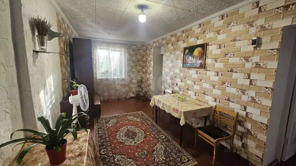 Дом в Крым, Советский район, Ильичевское с/пос, с. Надежда ул. Новая ... - Фото 1