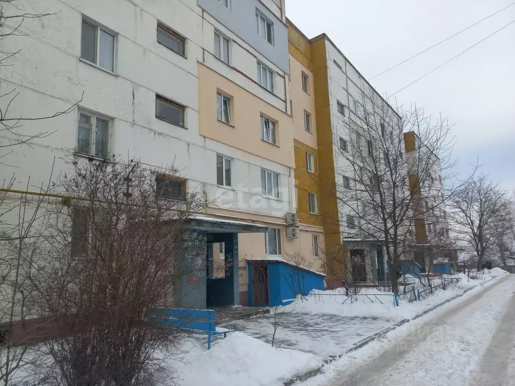 1-к кв. Брянская область, Брянск Рыночный пер, 2 (36.3 м) - Фото 0