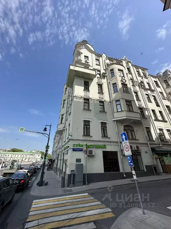 5-к кв. Москва ул. Остоженка, 3/14 (135.0 м) - Фото 0