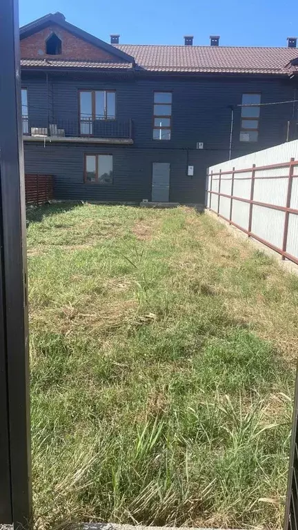 Таунхаус в Адыгея, Тахтамукайский район, Старобжегокайское с/пос, ... - Фото 2