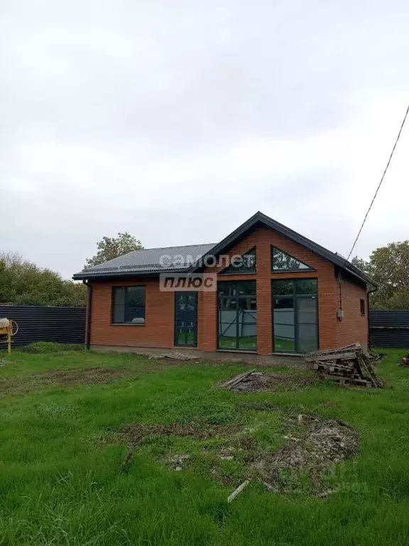 Дом в Краснодарский край, Тимашевск Интернациональная ул. (70 м) - Фото 1