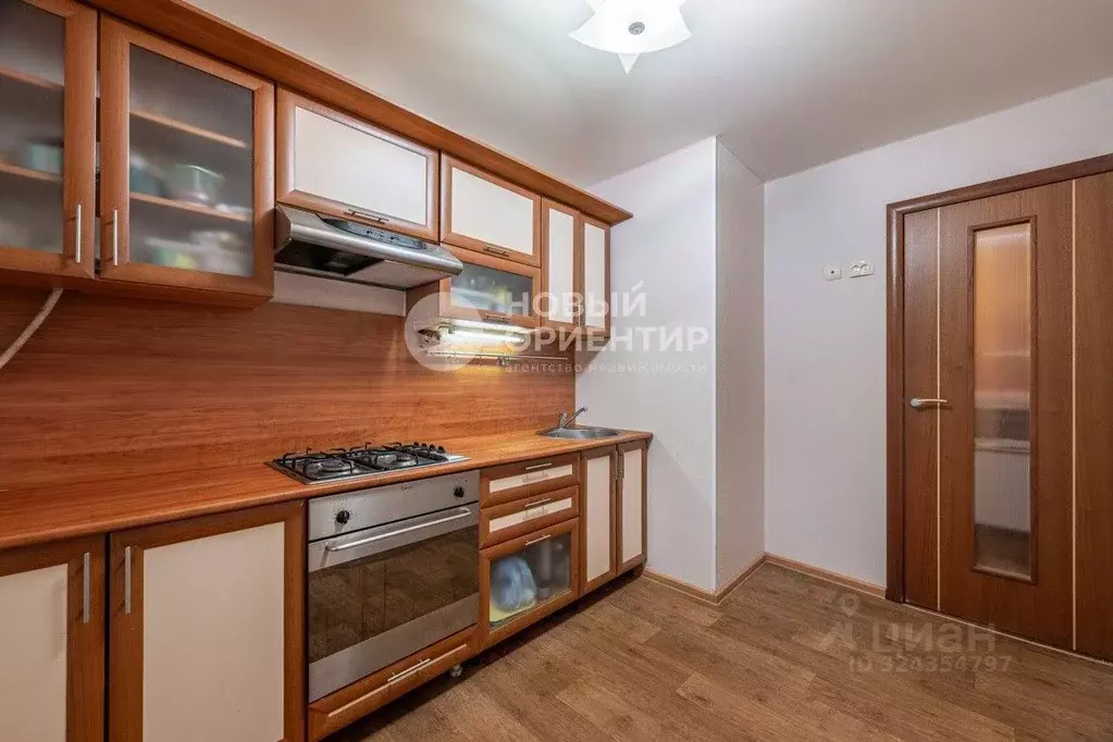 2-к кв. Свердловская область, Екатеринбург просп. Седова, 23 (50.7 м) - Фото 2