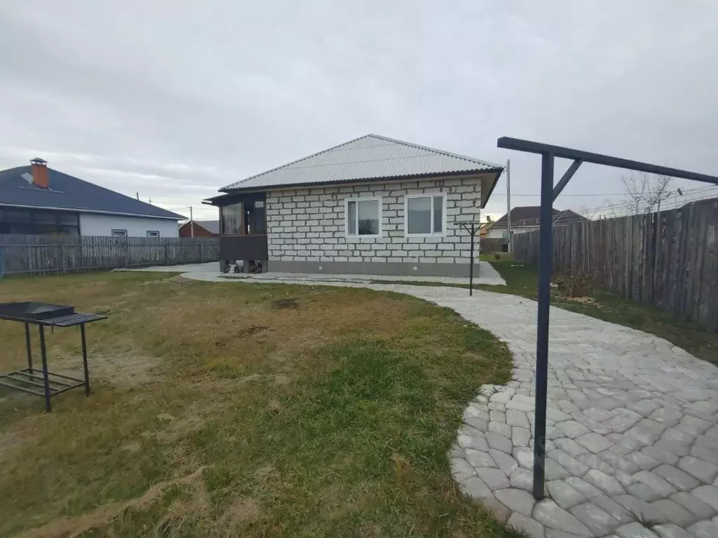 Дом в Хакасия, Усть-Абаканский район, пос. Расцвет ул. Благодатная, 7 ... - Фото 1