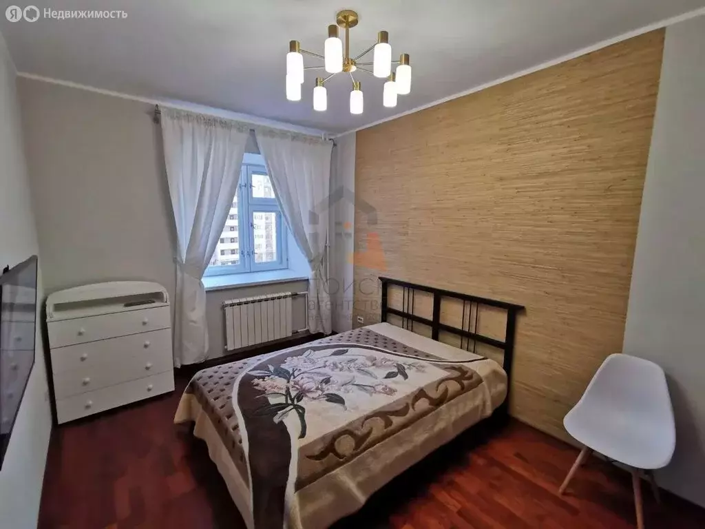 2-комнатная квартира: Казань, улица Серова, 51/11 (59 м) - Фото 0