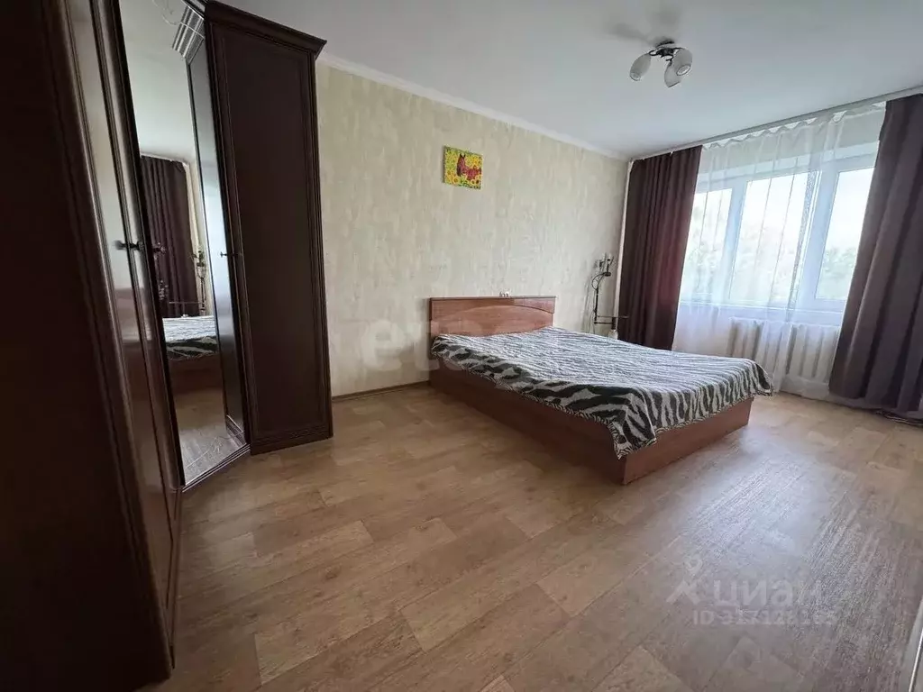 3-к кв. Оренбургская область, Оренбург ул. Дружбы, 12/1 (63.0 м) - Фото 0