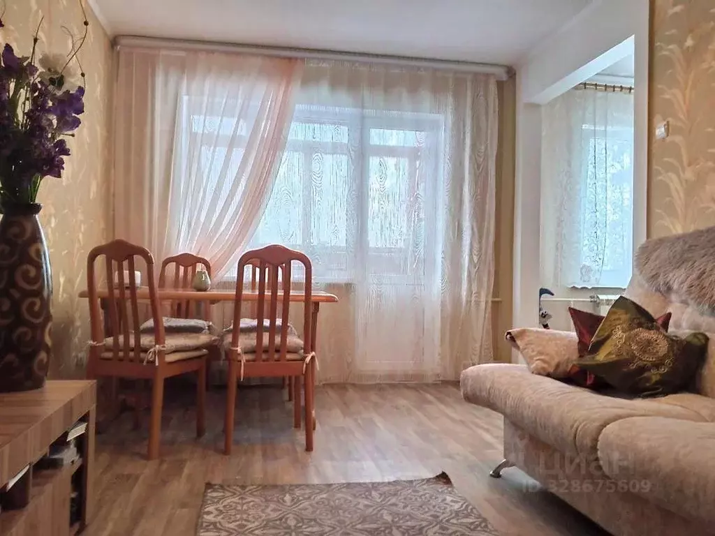 3-к кв. Новосибирская область, Новосибирск Академгородок мкр, ул. ... - Фото 1