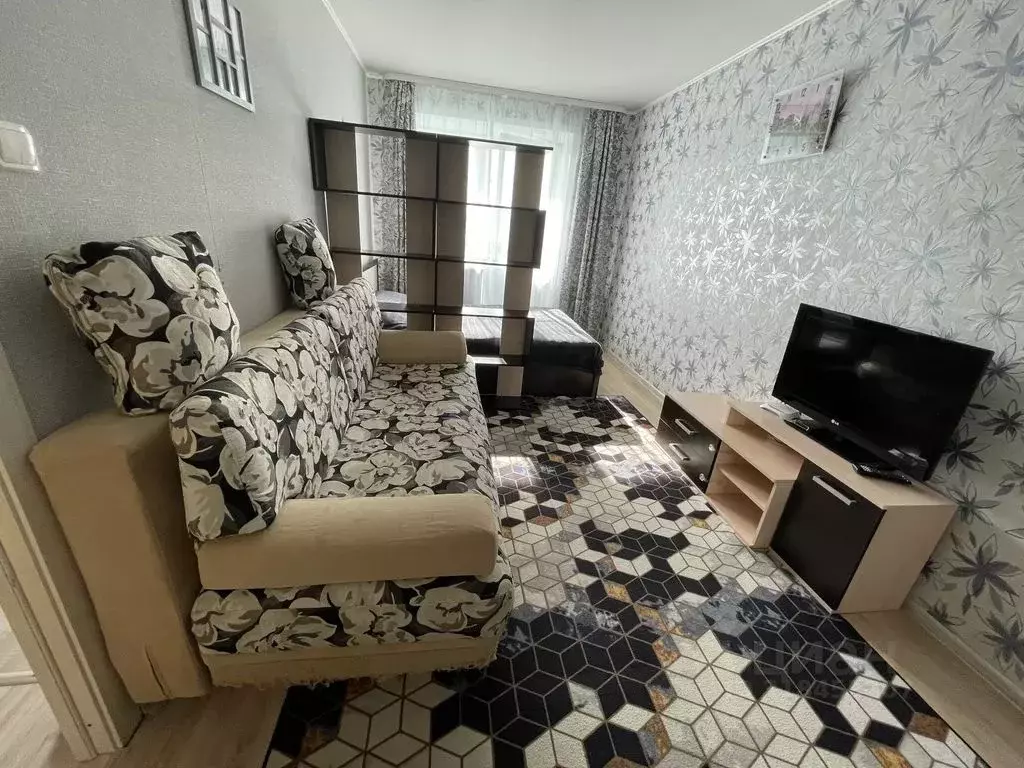 1-к кв. Ярославская область, Углич ул. Академика А.И. Опарина, 60к1 ... - Фото 0