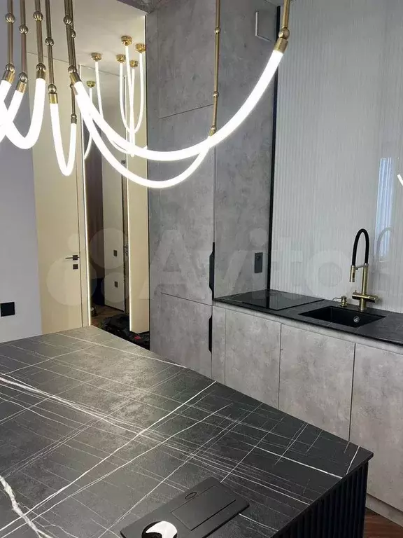 2-к. квартира, 50 м, 4/46 эт. - Фото 0
