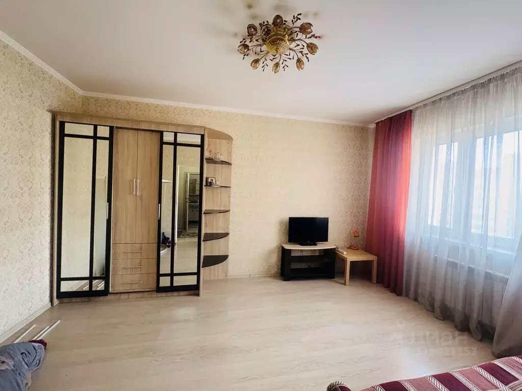 1-к кв. Тверская область, Тверь Октябрьский просп., 99 (35.0 м) - Фото 0