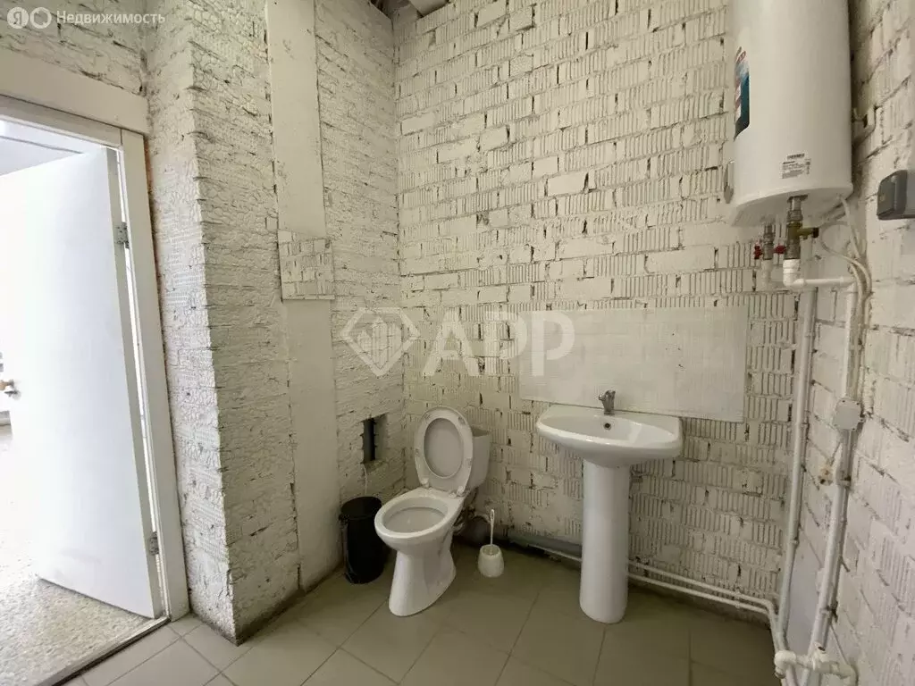 Помещение свободного назначения (210 м) - Фото 2