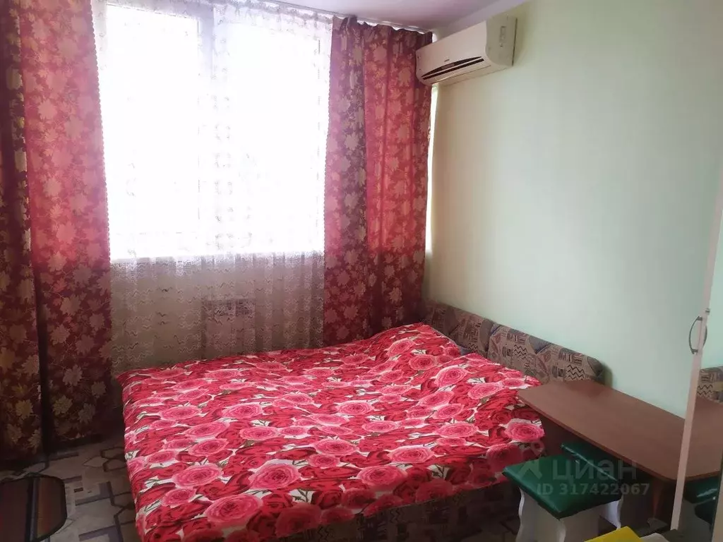 1-к кв. Крым, Алушта ул. Краснофлотская, 6/8 (30.0 м) - Фото 0