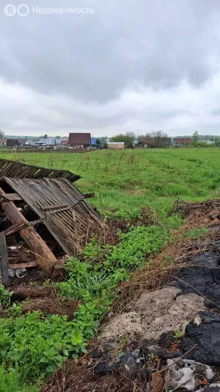 Участок в село Ауструм, Школьная улица (25 м) - Фото 0