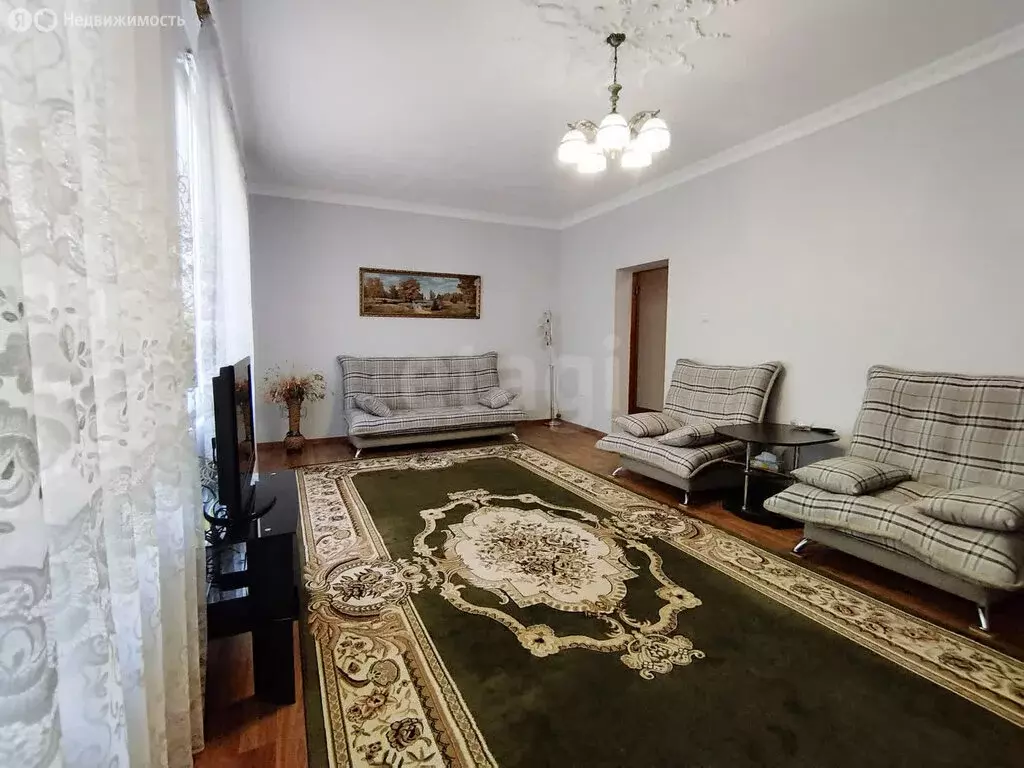 Дом в Учебное, село Учебное, Приозёрная улица (118 м) - Фото 1