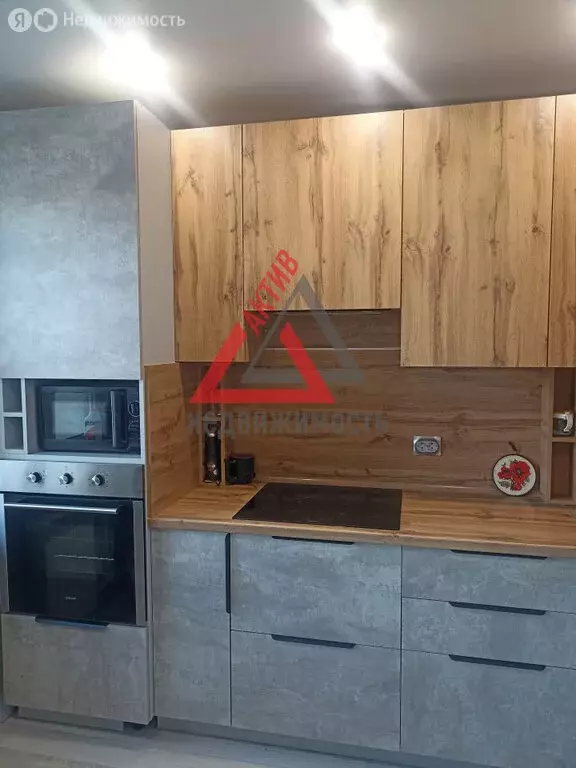 2-комнатная квартира: Каменск-Уральский, улица Суворова, 30 (50.4 м) - Фото 2