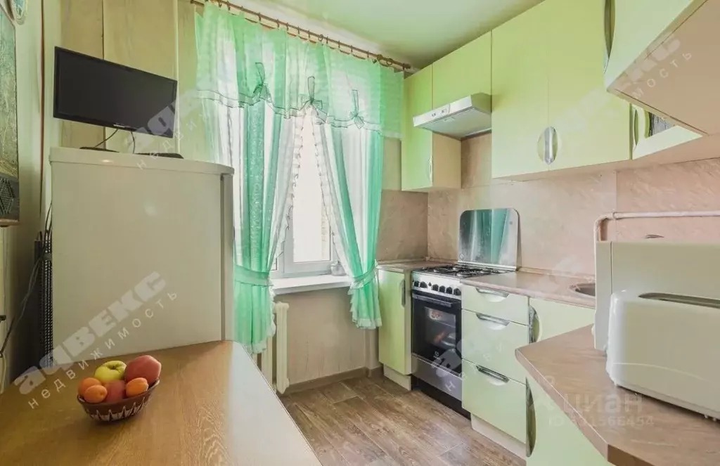 3-к кв. Санкт-Петербург Двинская ул., 15 (57.5 м) - Фото 1
