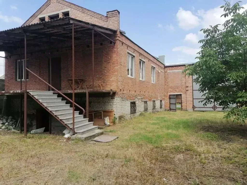 Дом в Северная Осетия, Ардон ул. Хосроева, 15 (205 м) - Фото 2