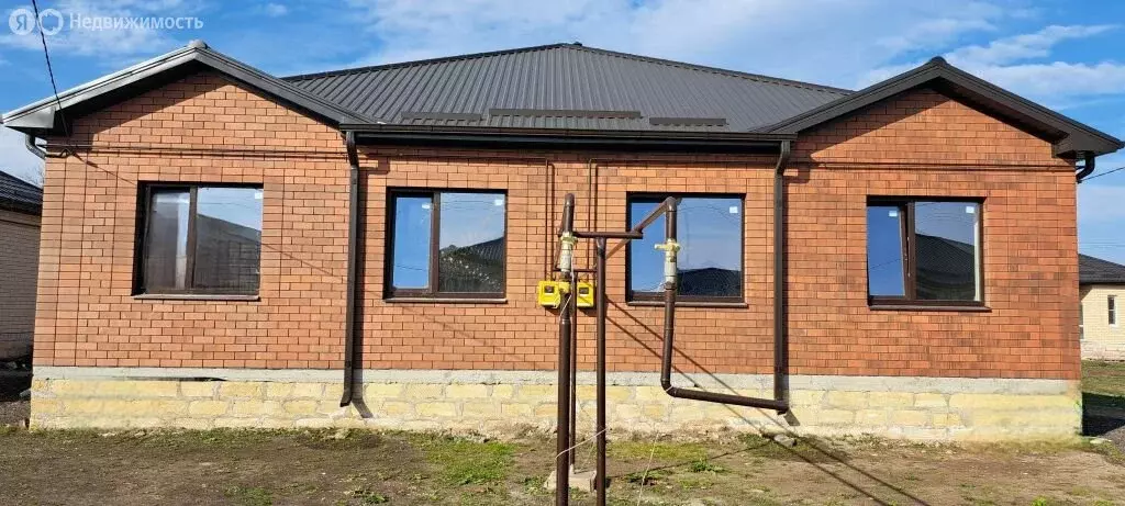 Дом в Михайловск, улица Ишкова (105 м) - Фото 1